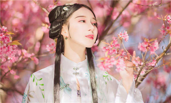翠屏供卵试管婴儿：助您实现家庭梦想的科学方案